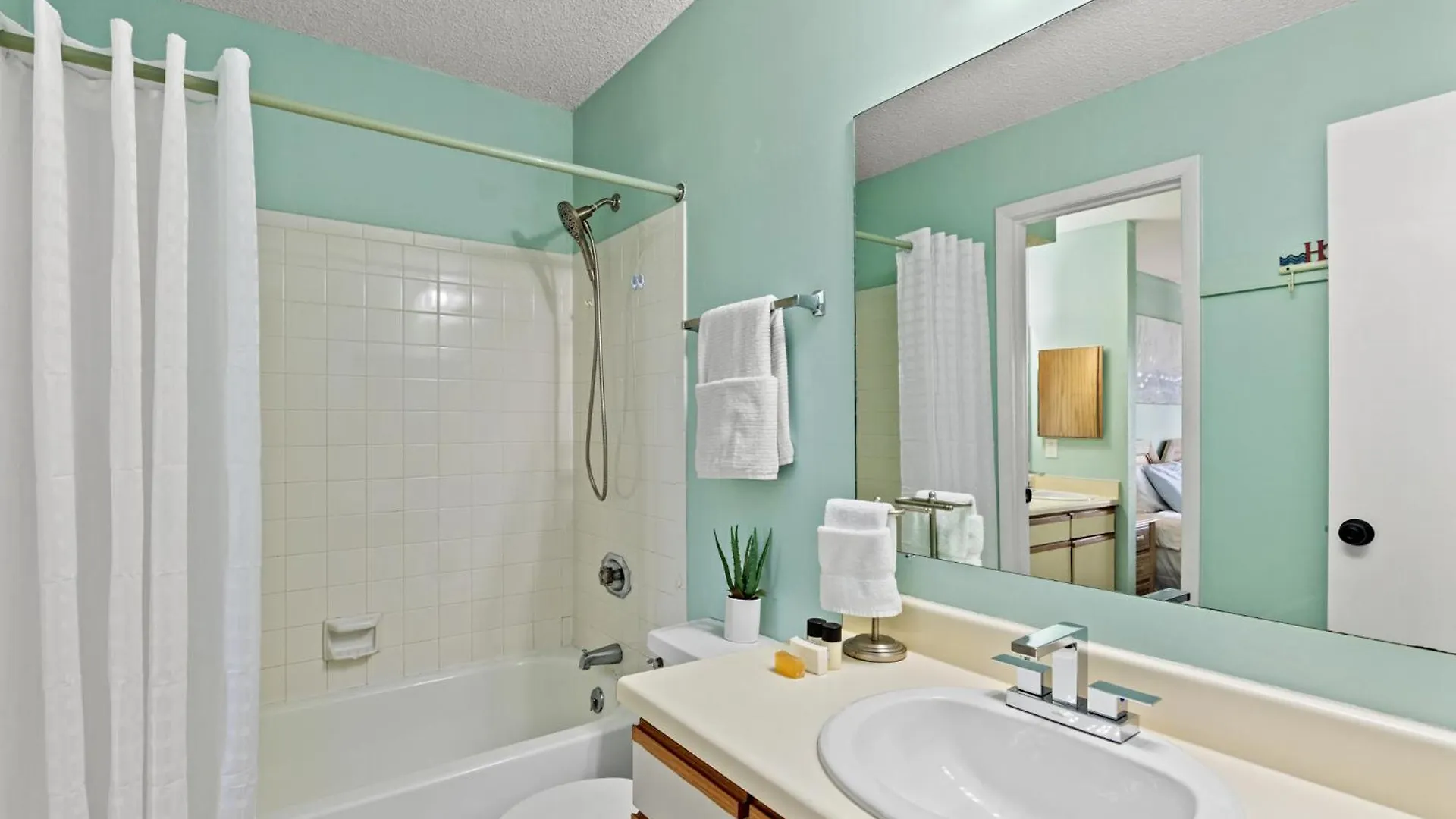Panama City Beach Oasis 0*, Panama City Beach ABD